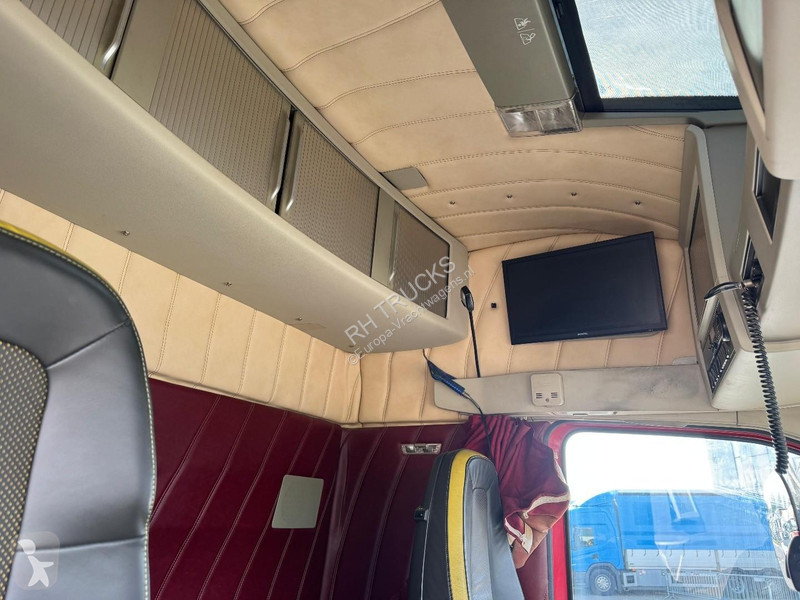 شاحنة Volvo 16750 6X4 EURO 6 + EPSILON S260Z +...