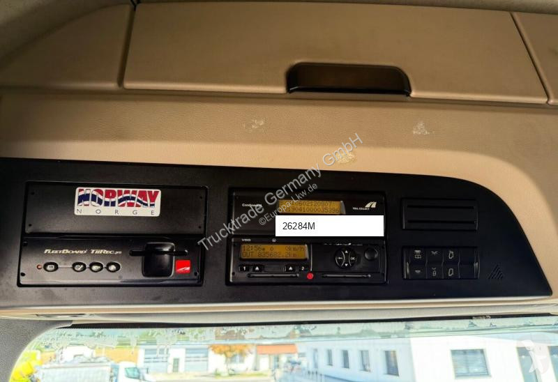 شاحنة Mercedes 2542