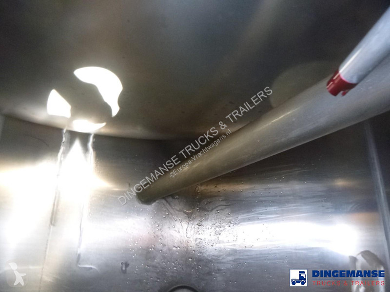 شاحنة Renault 270 4x2 fuel tank 13.7 m3 / 4 comp