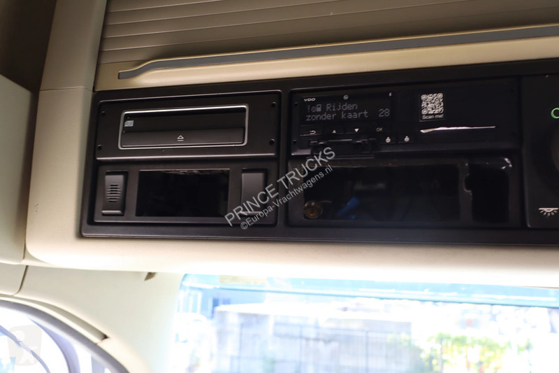 شاحنة Volvo 420 * EURO5 * 6X2 * MANUAL *