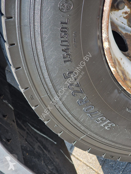 Camión Volvo 330 4x2 - Frigoblock frigo - Zepro...