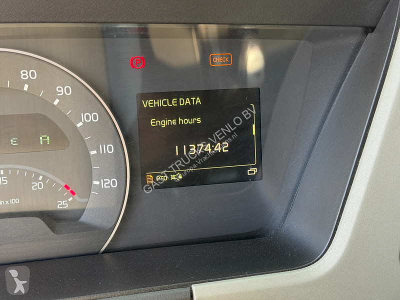 Camion Volvo 500 6x2*4 Carrier TRS Iceland...