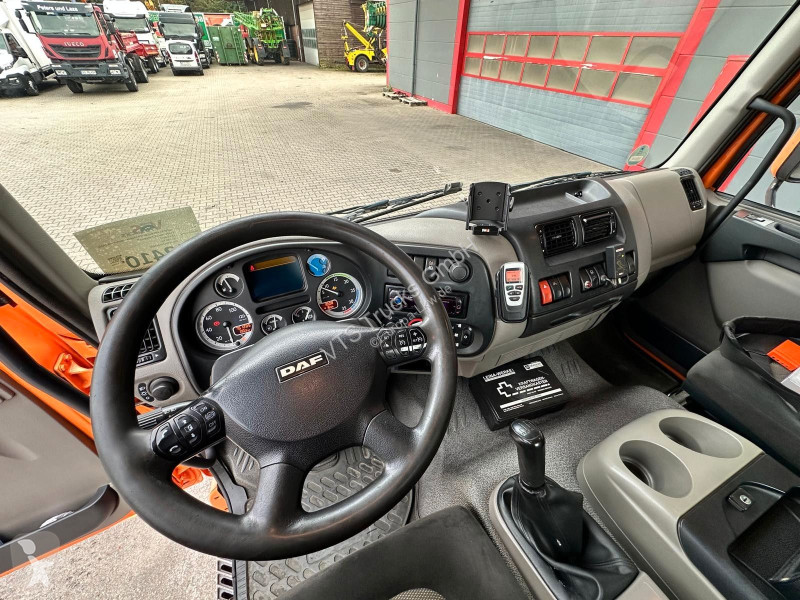 Vrachtwagen DAF 55280 4x2 BL Pritsche mit FASSI...