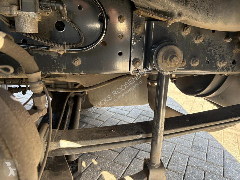 Camión Iveco 160E25 + LOADLIFT + SLIDING ROOF +...