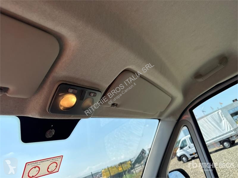 Vrachtwagen Opel 2.2