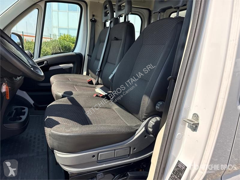 Camión Opel 2.2 103 KW DOKA PR L3 Crew Cab...