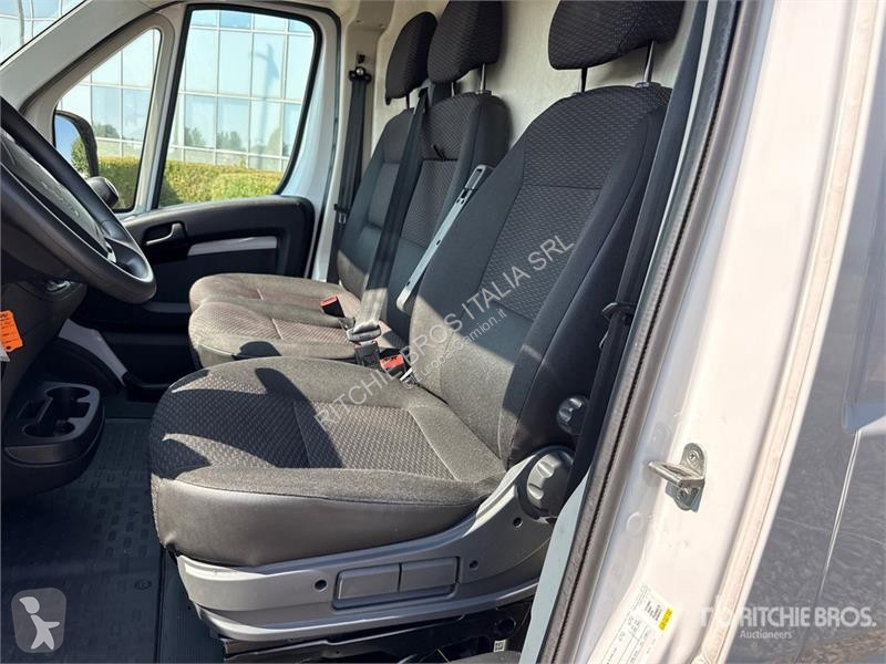Camión Opel 2.2 103 KW KA L4H2 Van Truck