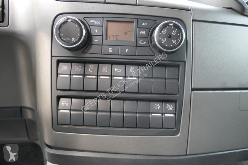 Kamion MAN 12.250 | Roller sail | Dhollandia...