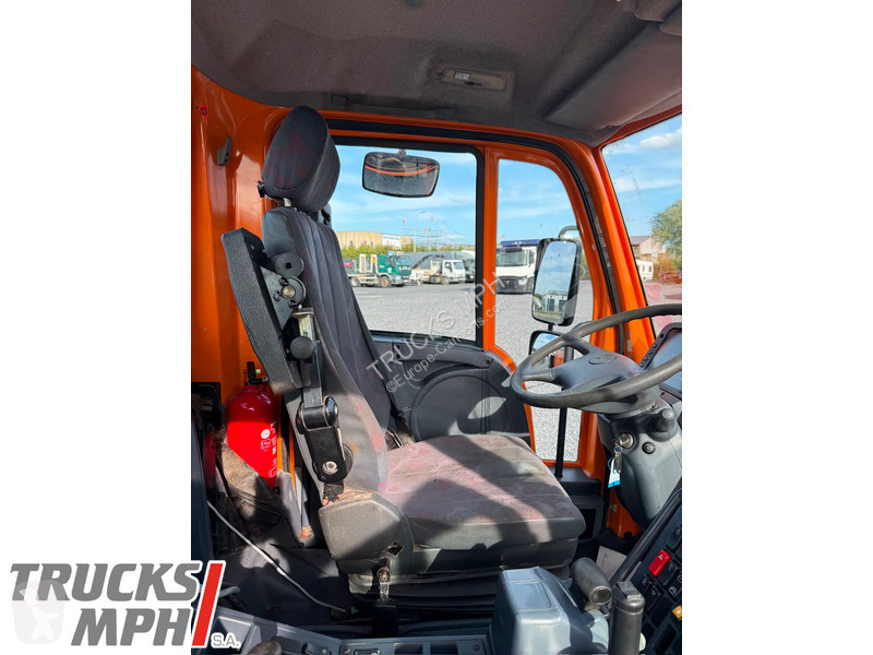Camión Unimog...