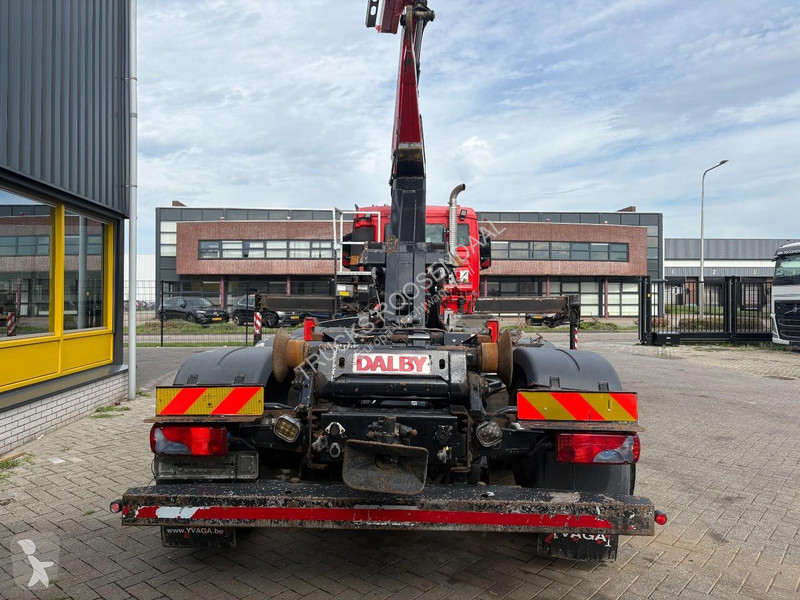 Camión MAN 35,400 + FASSI 195 4x + DALBY HOOK...