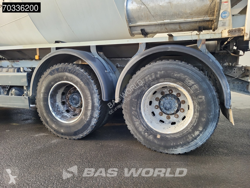 Camión MAN 32.420  8X4 Liebherr 9m3 Mixer Full...