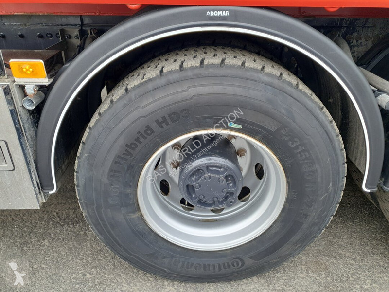 Camión Volvo 420