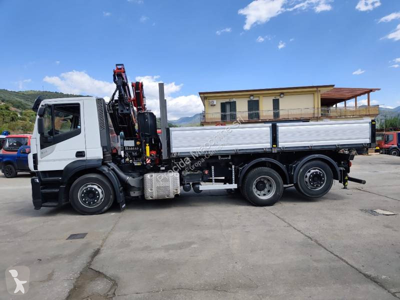 Iveco AD 260 S 31 X/P truck