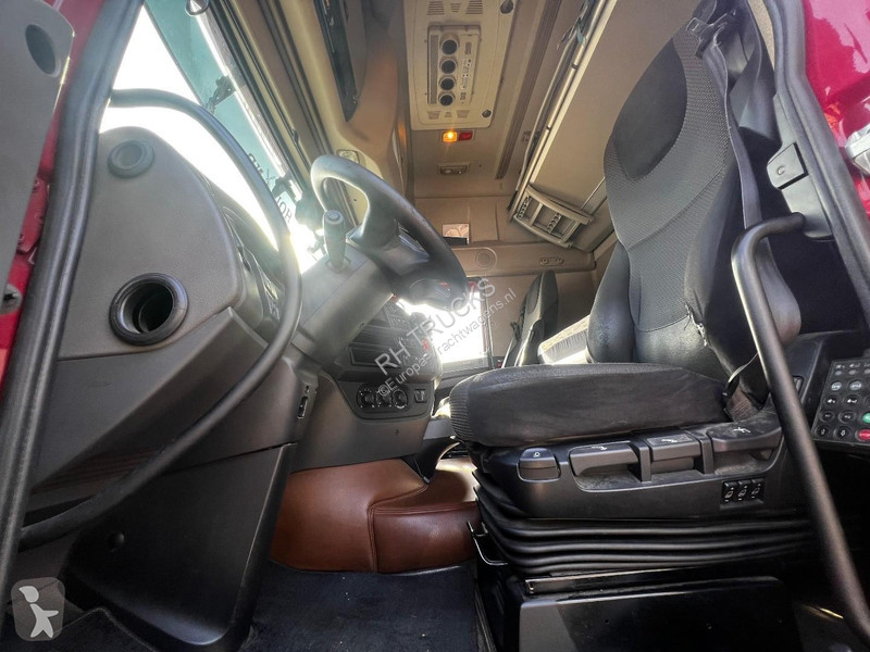Грузовик DAF 6X2 EURO 6 + SLIDING ROOF + 2 AXLE...