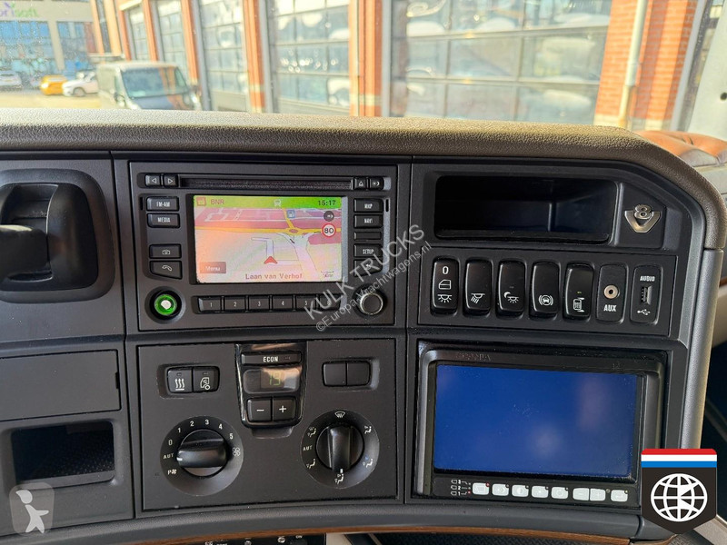شاحنة Scania R520 6X2/4 lift and steering axle...