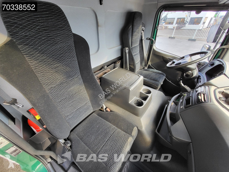 Vrachtwagen Mercedes 1324 4X2 13tonner 1500kg...