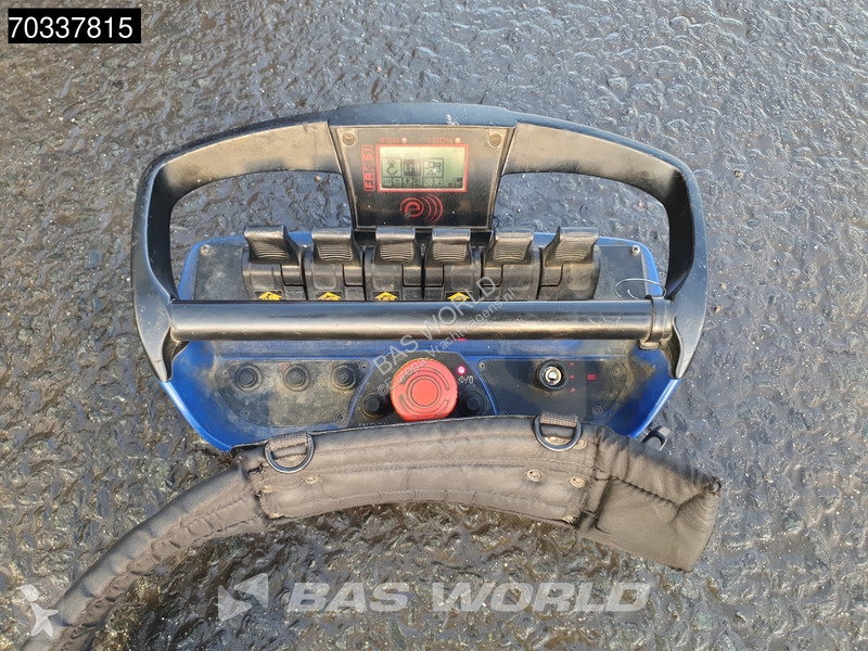 Lastbil Volvo 330 6X2 FASSI BF245A2.25 E...