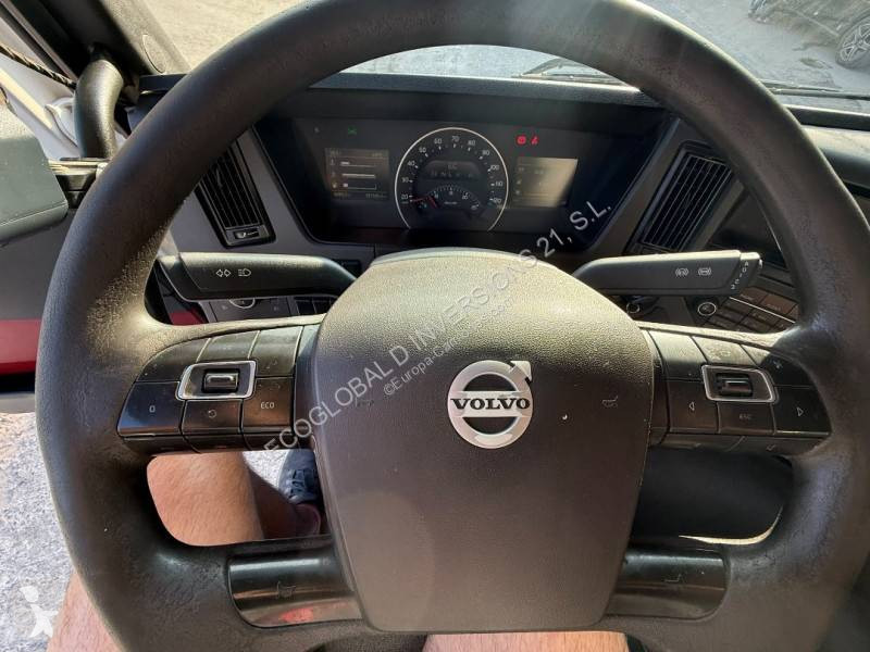 Kamion Volvo 450