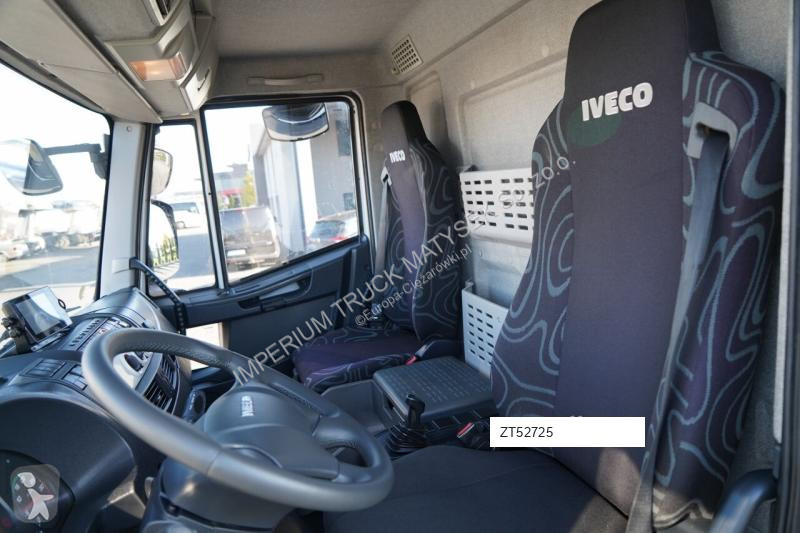 Kamion Iveco HYVA CRANE HB 150