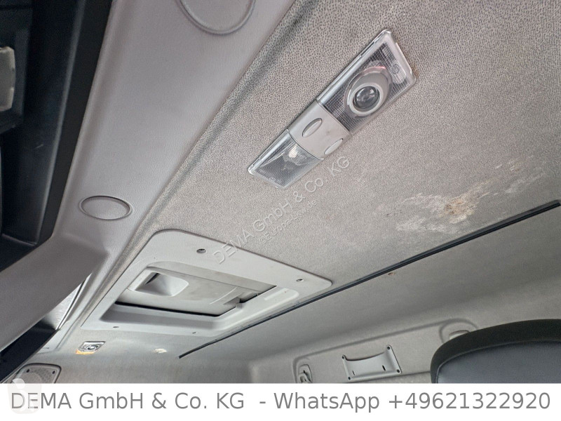 Kamion Renault 320.19 D-Wide...
