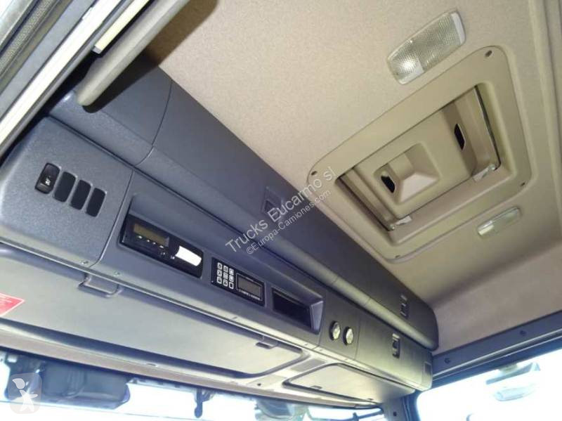 Превоз на строителна техника Scania 440