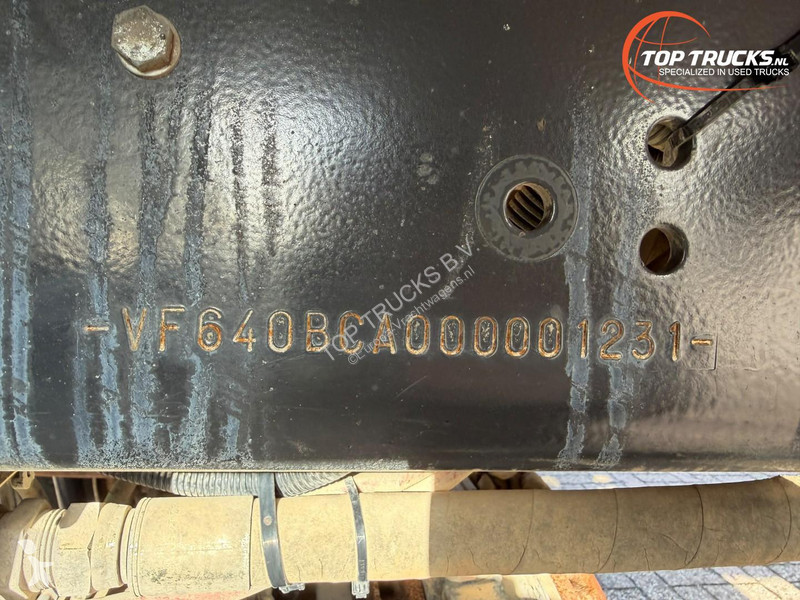 Renault M 210 4x4 3,500 liter water tank -...