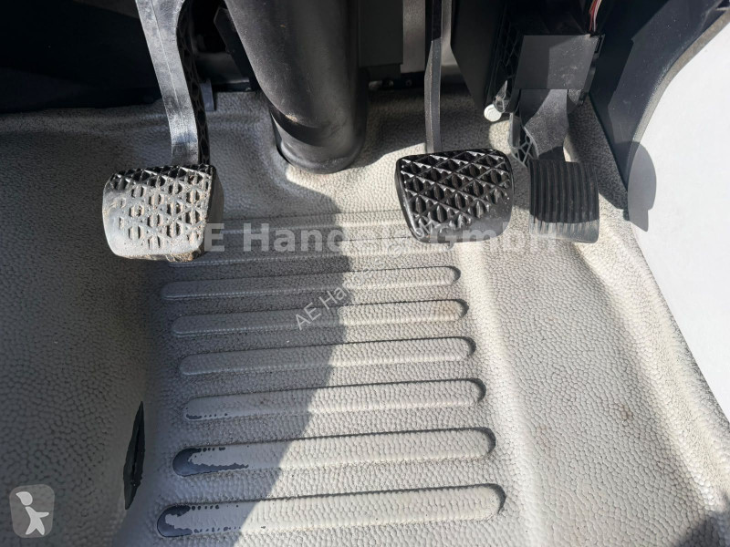 Vrachtwagen Mercedes 816D BB DoKA 13m3 8,2t...