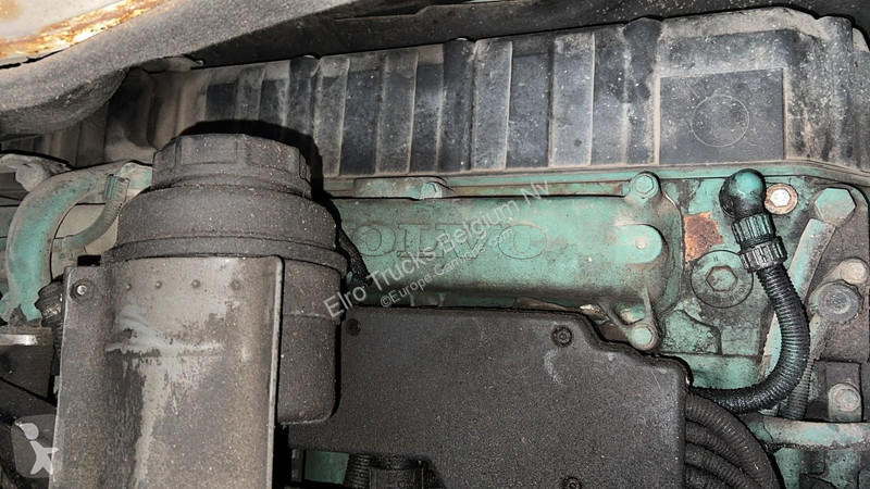 Kamion Volvo - 420 (MANUAL GEARBOX / BOITE...