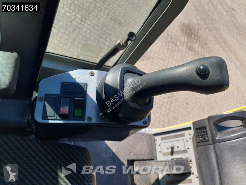 Kamion Scania 6X4 Liebherr LTF 1035-3.1...