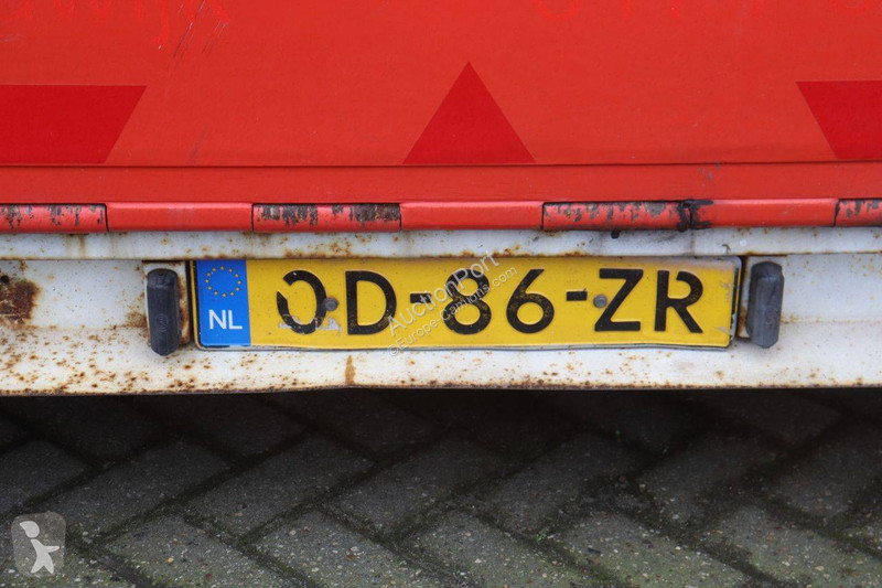 Vrachtwagen Nissan