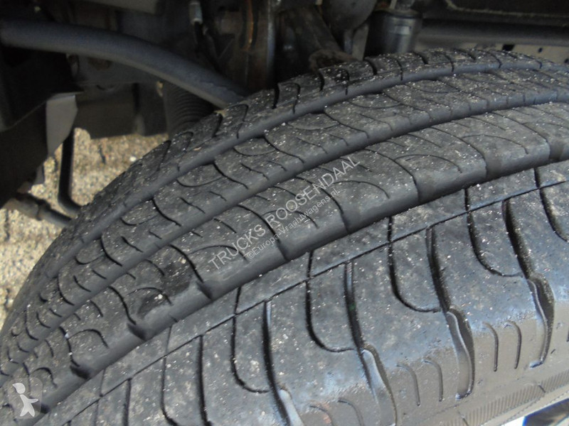 Kamion Iveco 40C17 + Euro 5 + Dhollandia Lift +...