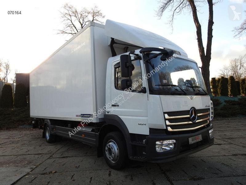 Camión Mercedes ATEGO 12.24 KONTENER CHŁODNIA...