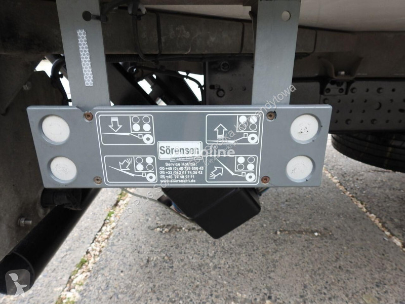Kamion Mitsubishi CANTER FUSO 7C15 KONTENER...