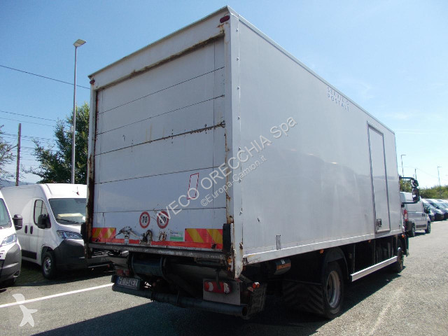 Camion Iveco EUROCARGO ML120E18