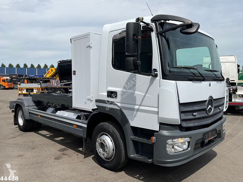 Camion Mercedes 1218 Euro 6 Manual 7 Ton...