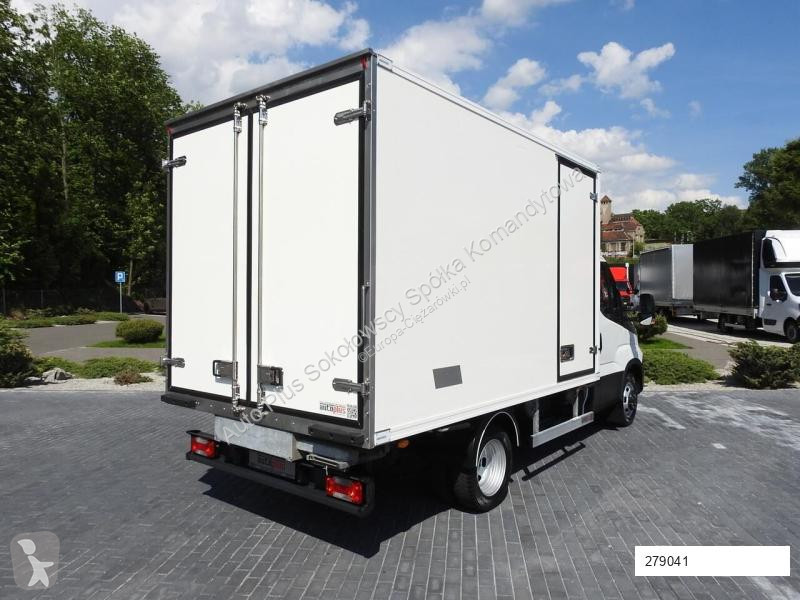 Autoutilitară Iveco DAILY 50C15 CHŁODNIA...