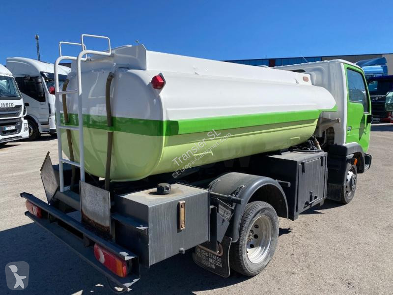 Camion Nissan E 120