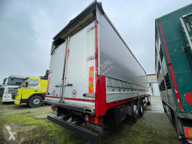 Kamion Mercedes AXOR