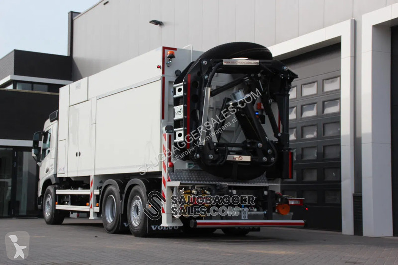 Camion Volvo 500 MTS DINO 8 Suction Excavator