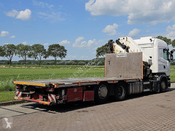 Camion grue Scania