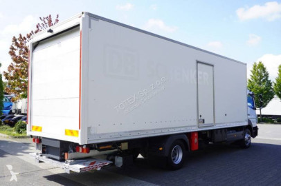 Camion fourgon Mercedes