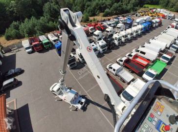 Camion nacelle Iveco