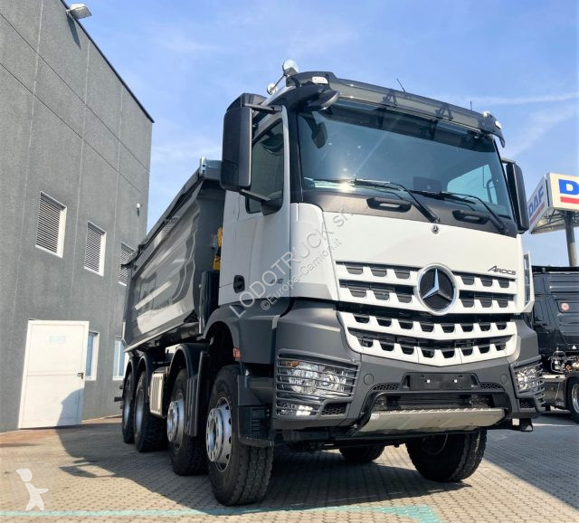 Camion Mercedes AROCS 4148 K 8X4 EMILCAMION