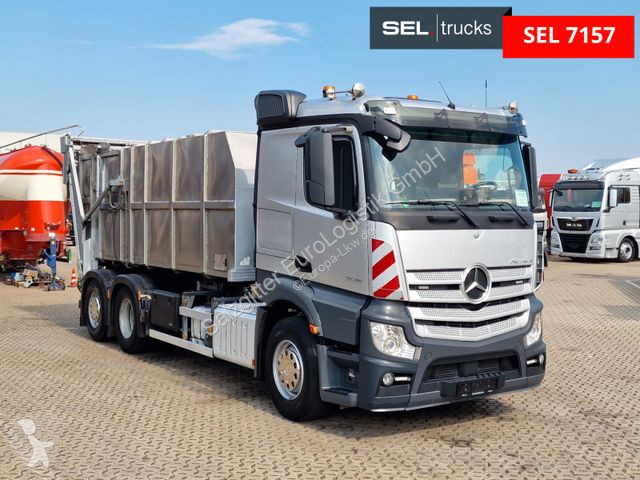 Kamion Mercedes 2545 /für Tierkadaver / mit Waage
