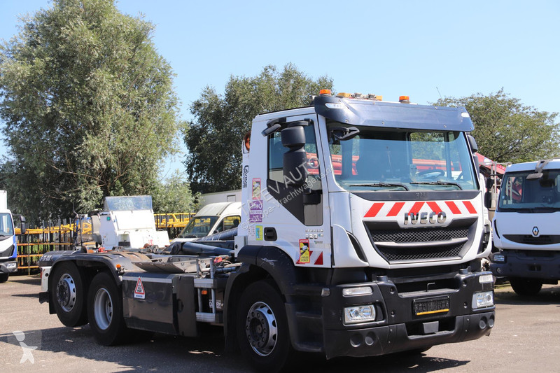 Kamion Iveco STRALIS AD260S33 6X2 HAAKARM BRAS...