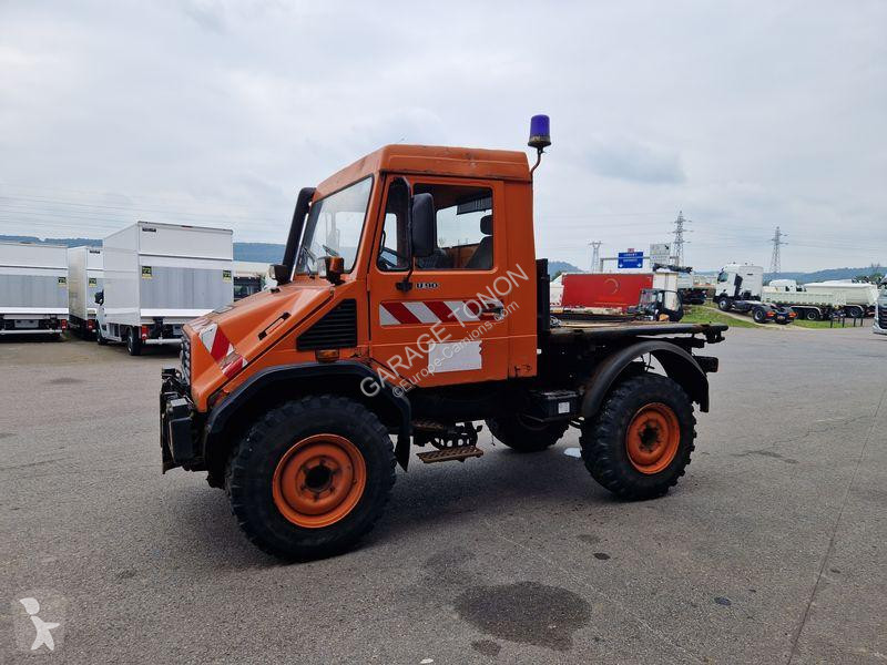 Camion Mercedes U90