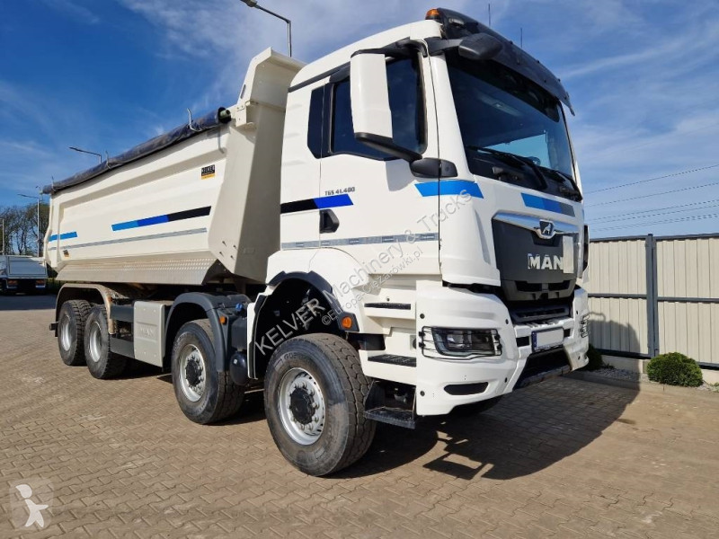 Kamion MAN TGS 8x6 kipper