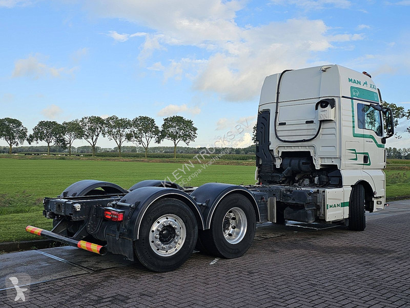 Camion MAN 26.500 XXL 6X2-4 LL WB420