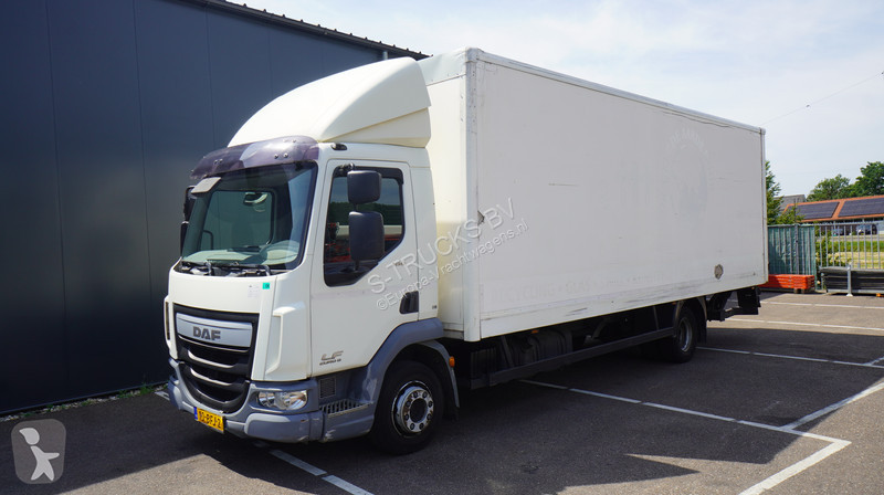 Camión DAF LF 180 CLOSED BOX 310.KM