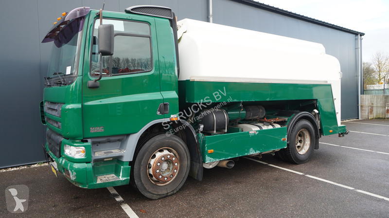 Camión DAF 75.250 FUEL TANK TRUCK 11.300LTR...